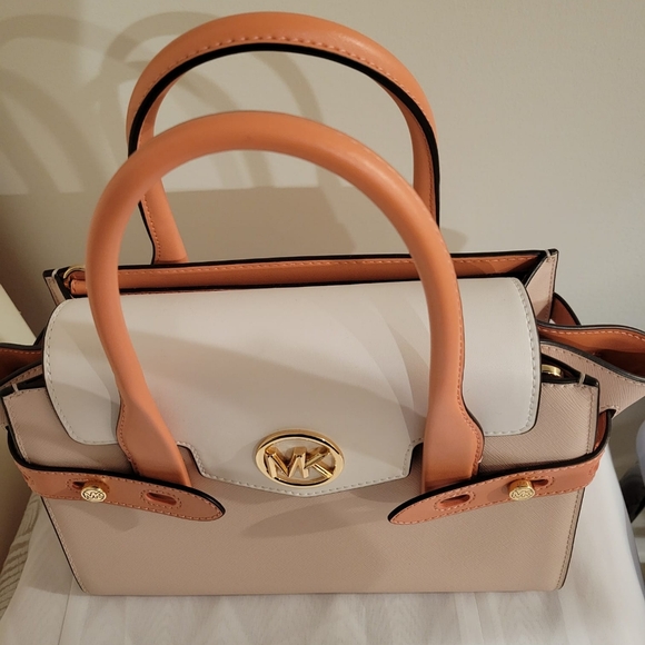 Authentic Michael Kors Carmen light pink purse - Picture 5 of 7